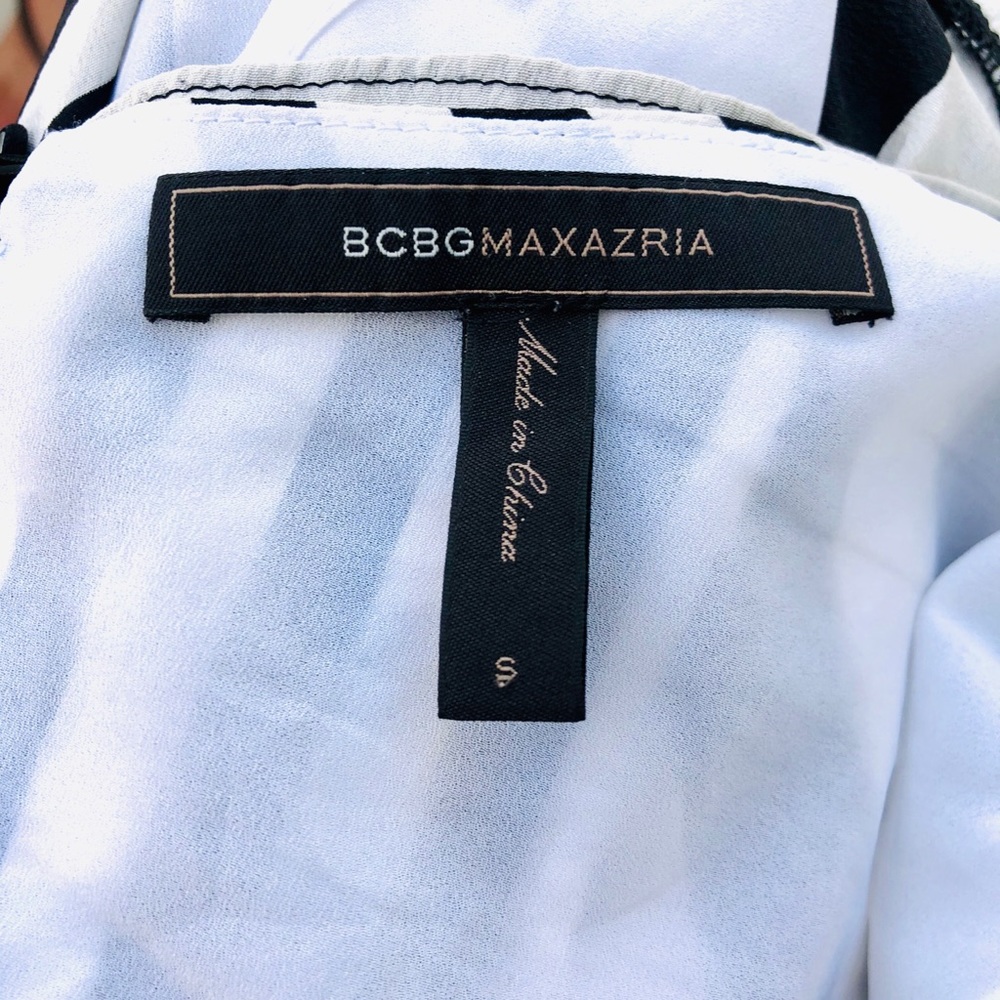 BcbgMaxazria Black and White striped tank top - Picture 5 of 7
